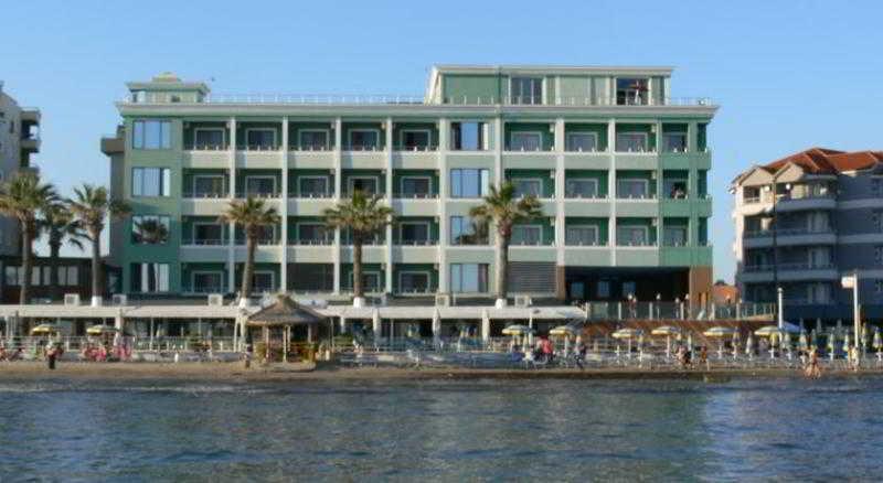 Vivas Hotel