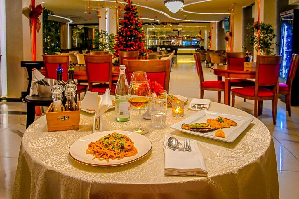 Vivas Hotel 4*